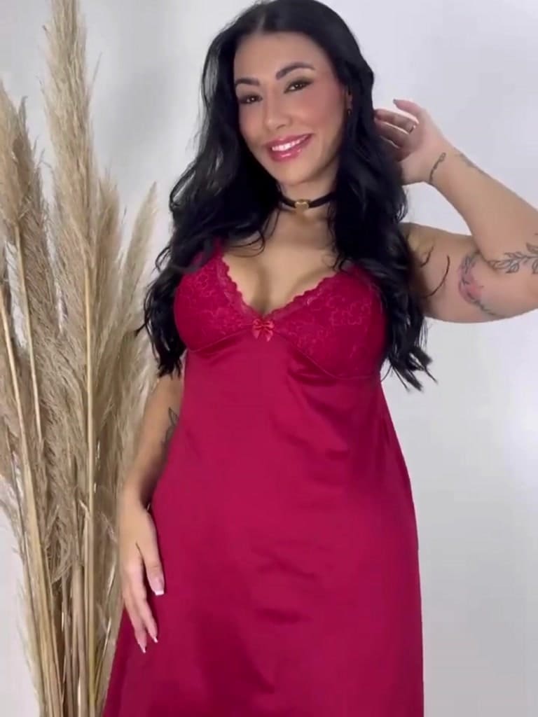 🌙✨ Camisola Renda Feminina Sexy Sem Bojo com Detalhes Delicados